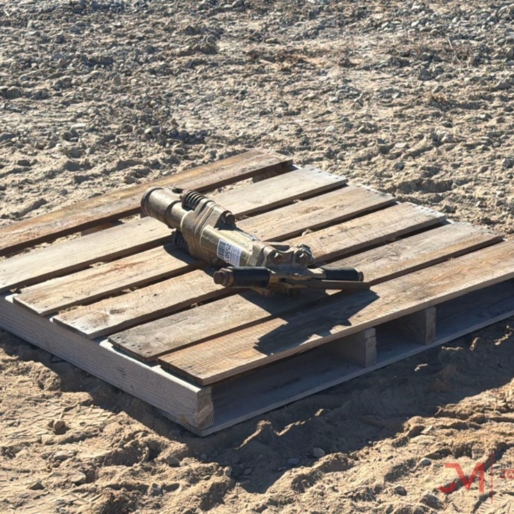 KP PNEUMATIC JACK HAMMER