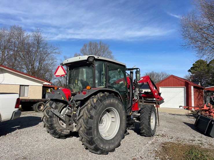 2018-massey-ferguson-4710-image-3