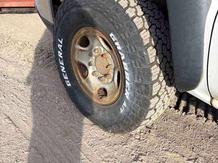 2006-chevrolet-2500hd-image-10