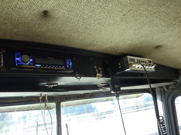 kenworth-14'-t/a-dump-truck-image-32