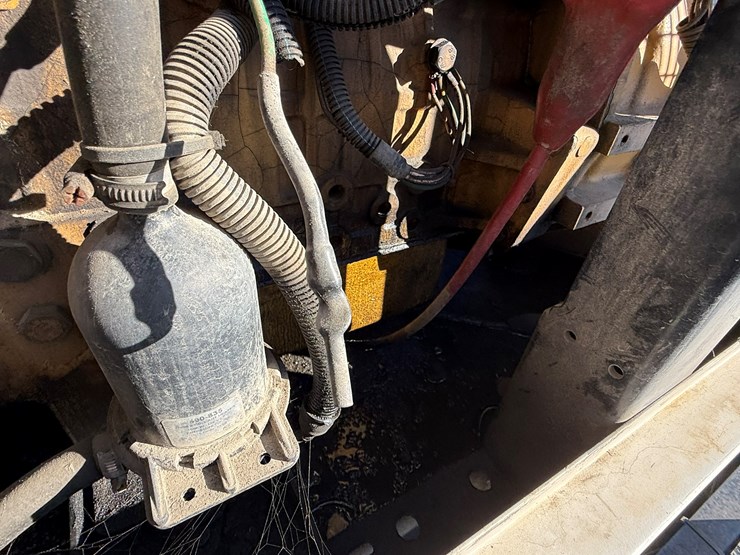 2007-caterpillar-xq20-image-15