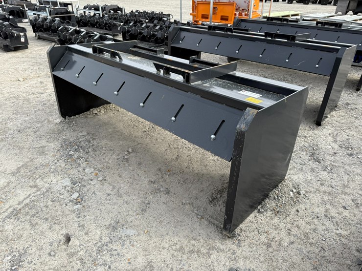 #2095-•-unused-jct-7'-skid-steer-pusher-boxinv#-36008-image-3