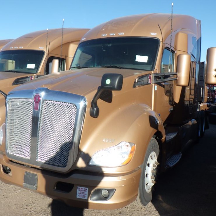 2022 KENWORTH T680