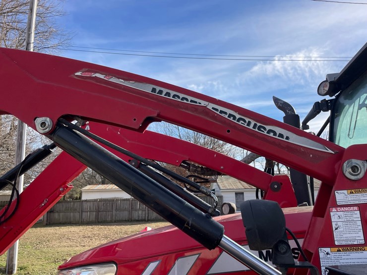 2018-massey-ferguson-4710-image-26