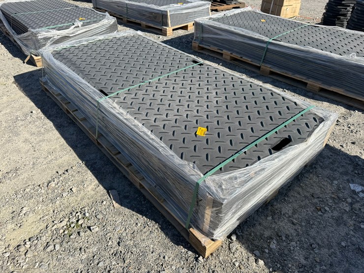 #33660-•-lot-of-ground-protection-mats-image-3
