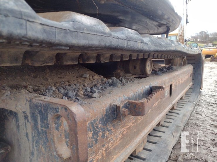 2014-bobcat-e85-image-40