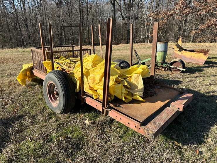 #35852-•-12'-s/a-utility-trailer-only-contents-separate-image-4