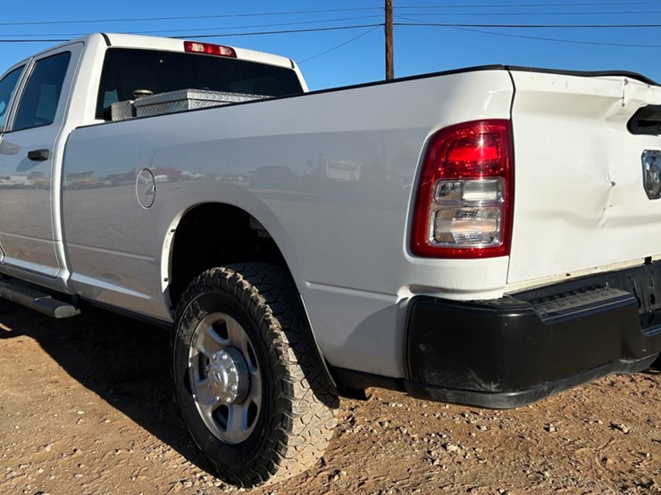 2022-dodge-2500-image-6