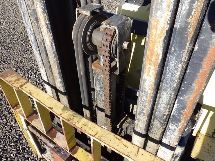 hyster-50-forklift-image-12