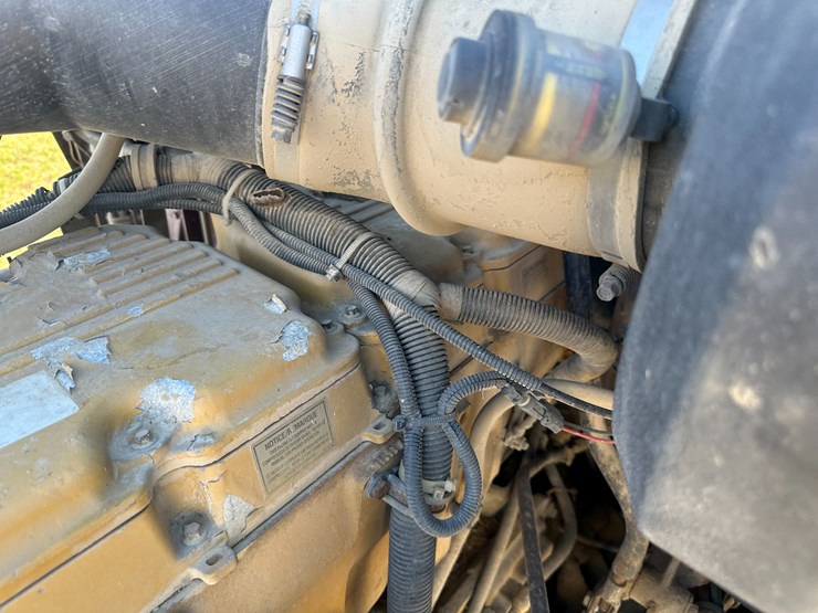 1997-caterpillar-10-image-57