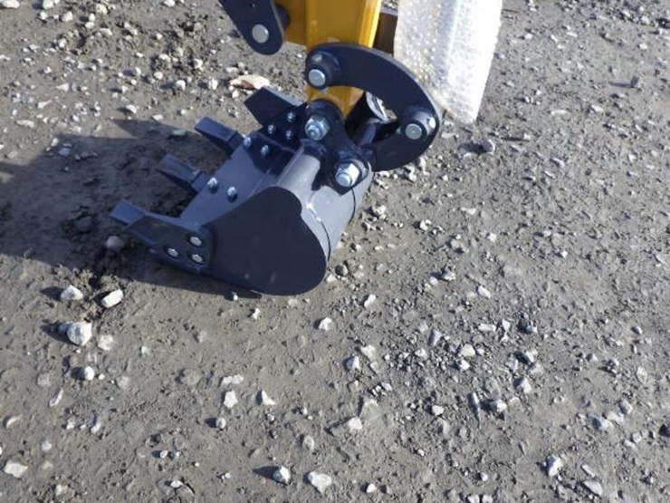 2025-cfg-qk18r-hydraulic-excavator-image-14