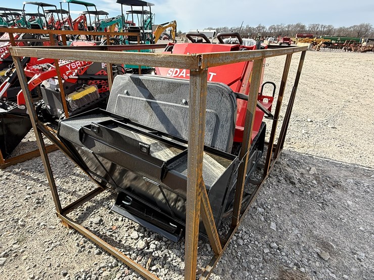 #22796-•-unused-agt-sda-140t-crawler-loader-sda140t25l1029814-image-1