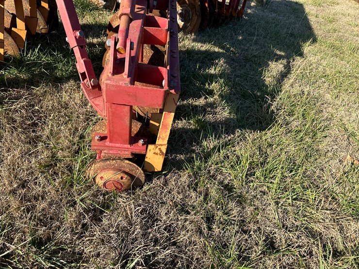 #35840-•-tandem-levee-plow-w/seed-box-image-5