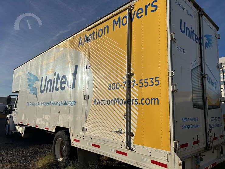 2007-freightliner-business-class-m2-106-image-28