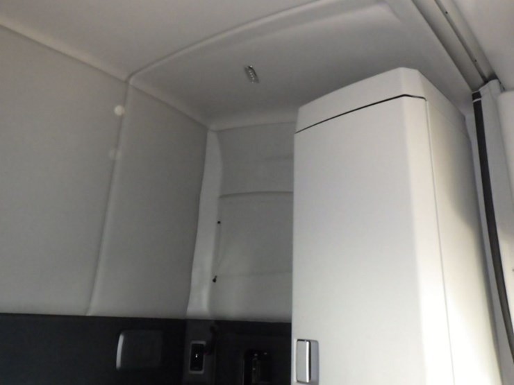 2024-kenworth-t680-image-20