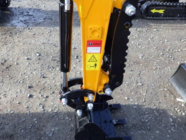 2025-vicsec-15-hydraulic-excavator-image-6