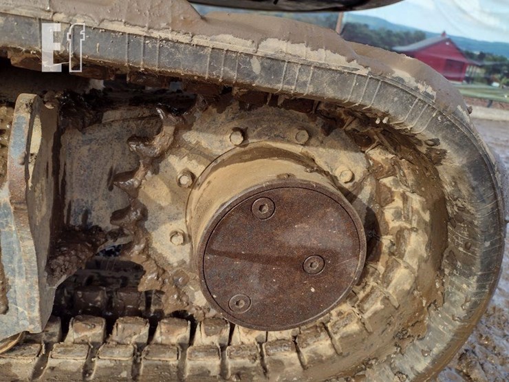 2017-kubota-kx040-4-image-29