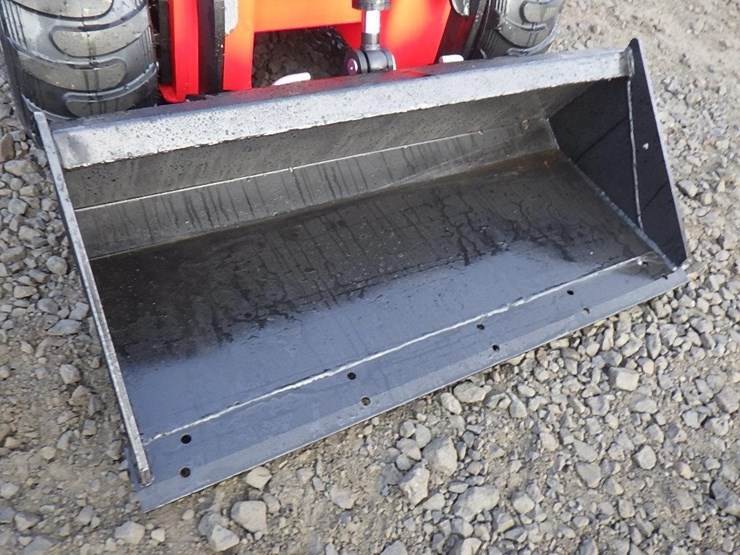 2025-sdlool-323w-skid-steer-loader-image-5