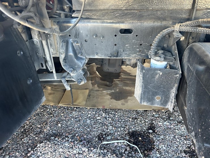 1998-isuzu-ftr-image-42