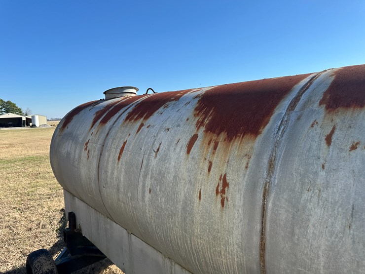 #35822-•-~1,000-gallon-fuel-wagon-image-18