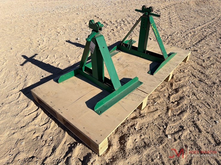 (2)-pipe-stands-image-3