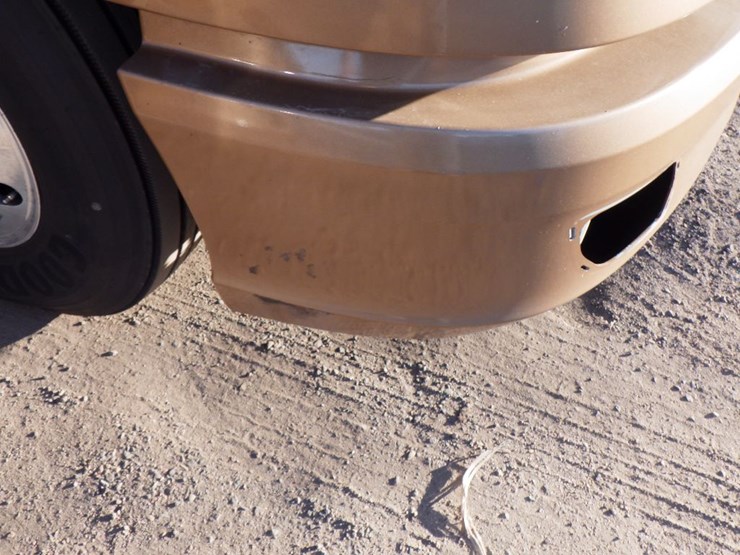 2022-kenworth-t680-image-5