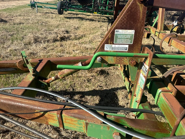 john-deere-42-image-41