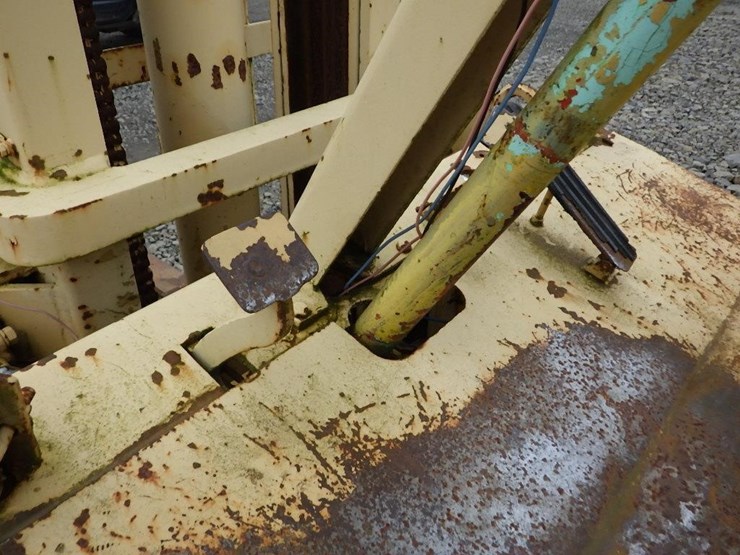 baker-fjf-060-m05-forklift-image-18