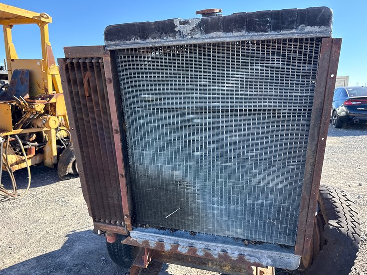 #521-•-inop-case-ih-6-cyl-power-unit-w/-trailer-inv#28377-image-18