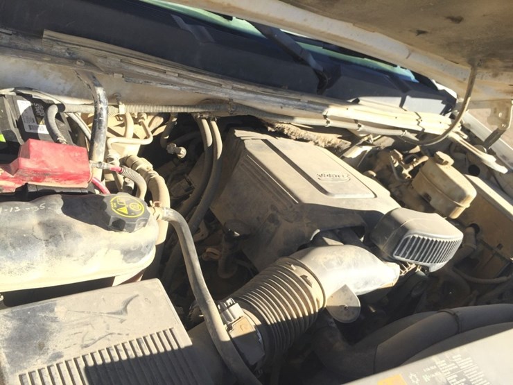 2011-chevrolet-2500hd-image-10