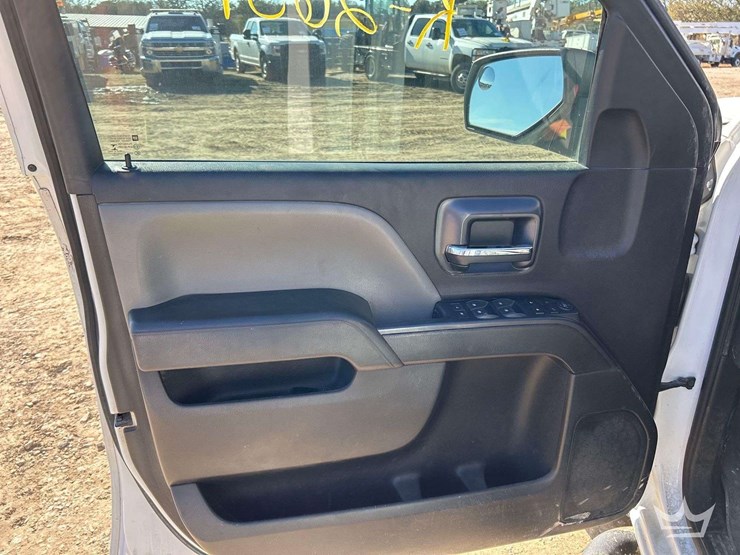 2019-chevrolet-silverado-1500-image-7