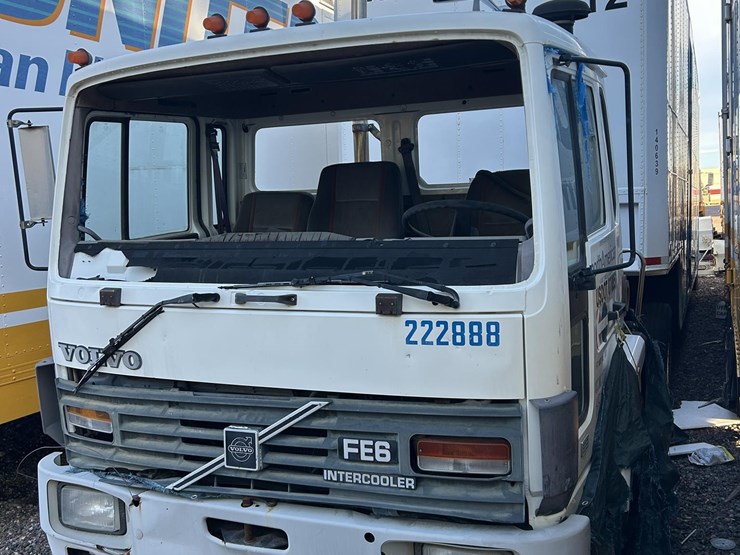 1989-volvo-fe6-image-1