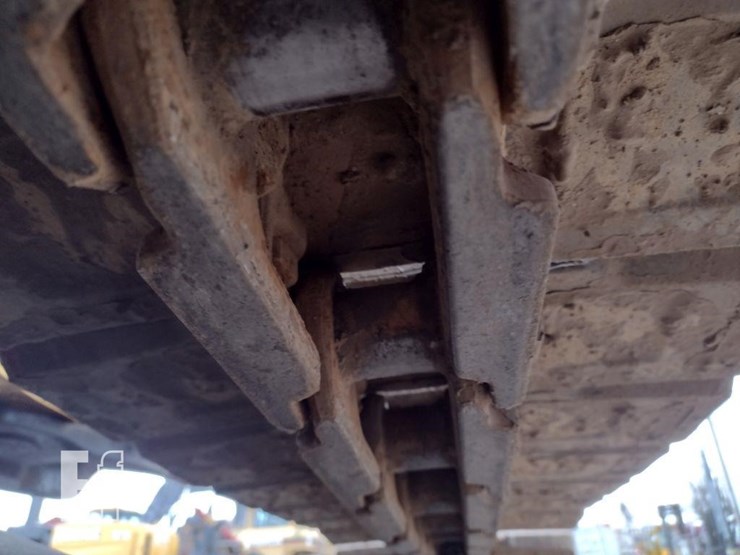 2021-deere-85g-image-44