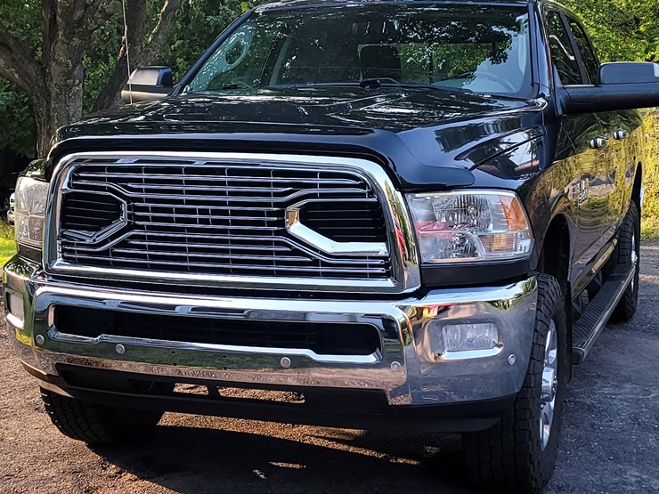 2016-dodge-ram-2500-image-5