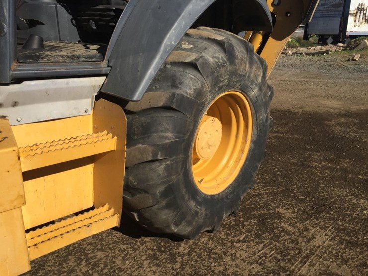 2017-deere-310sl-image-10