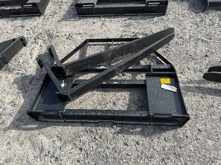 #22767-•-unused-mower-king-sa-48"-skid-steer-forks-image-2