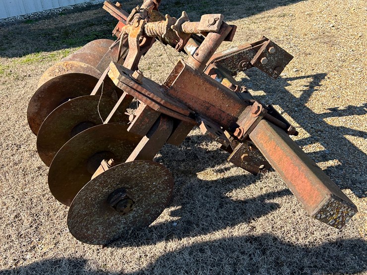 #37647-•-levee-plow-image-4