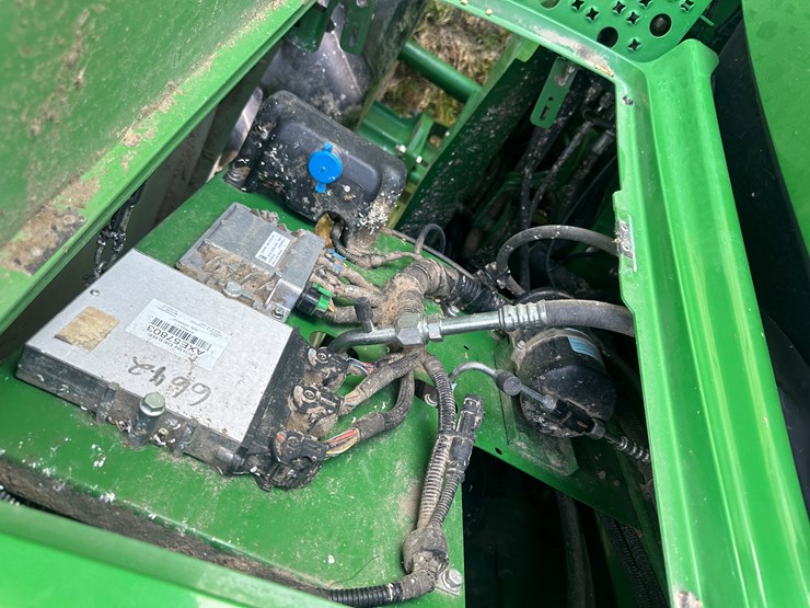 2018-john-deere-s780-image-111
