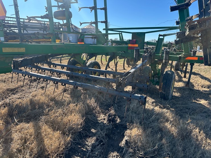 john-deere-27-image-22