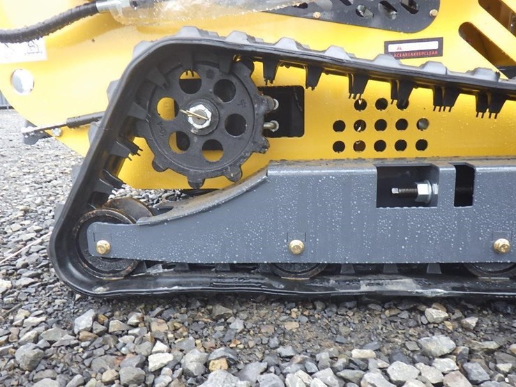 2025-sdlanch-sdll60-skid-steer-tracked-loader-image-8