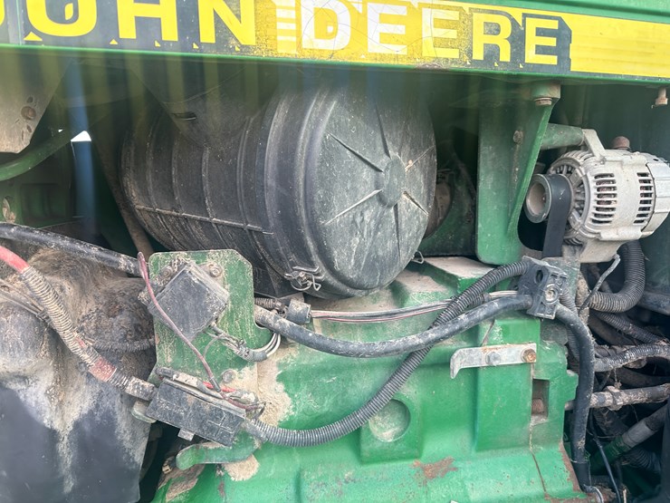 1999-john-deere-8400t-image-47