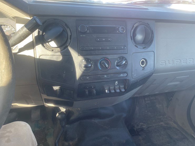 2009-ford-f450-image-36