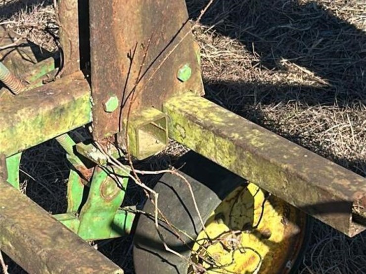 john-deere-825-image-5