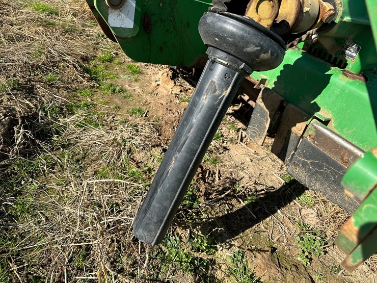 john-deere-520-image-42