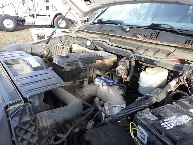 2010-dodge-2500-image-9