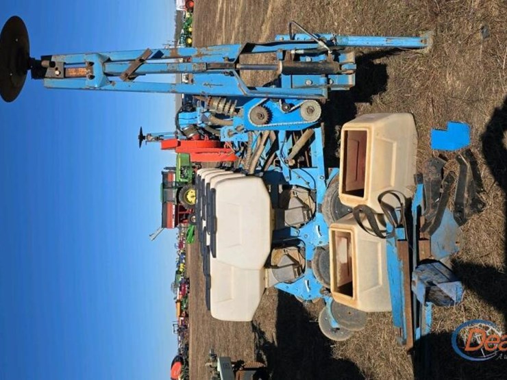 monosem-6-row-twin-planter-w/-seed-monitor-image-25