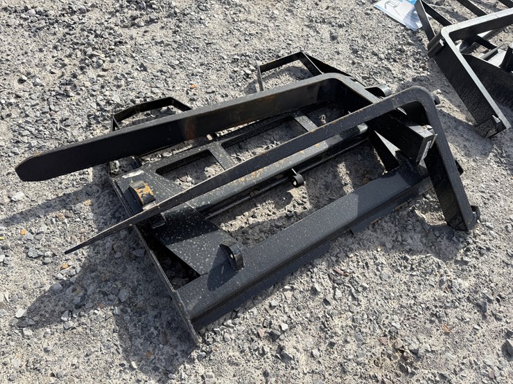 #22783-•-unused-agt-isocpf48-6600-ff-48"-wheel-loader-forks-image-4