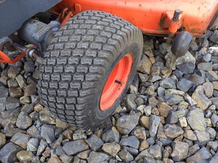 kubota-bx2230d-image-23