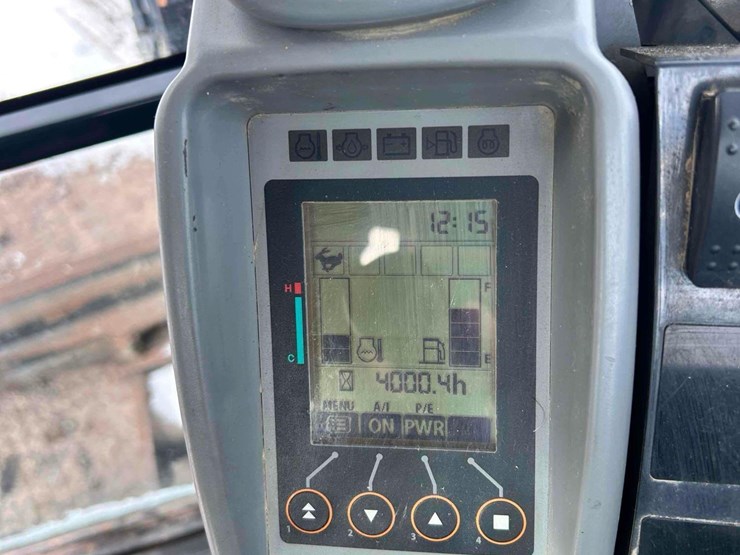 2019-deere-35g-image-22