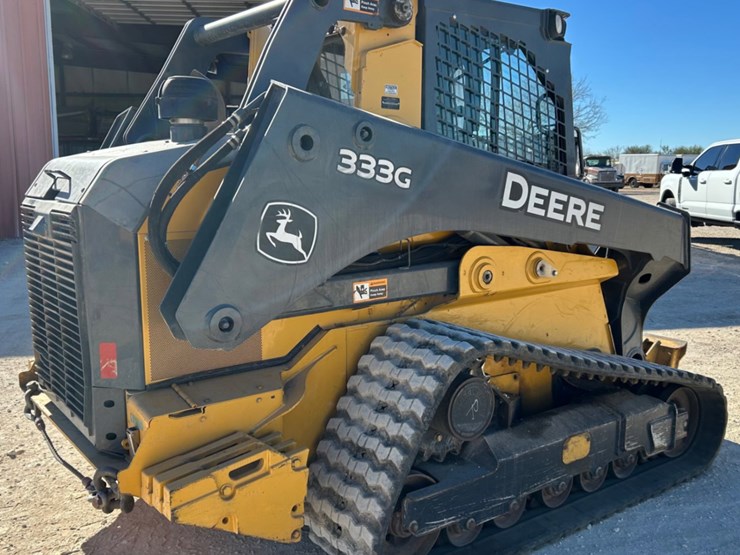 2017-deere-333g-image-4